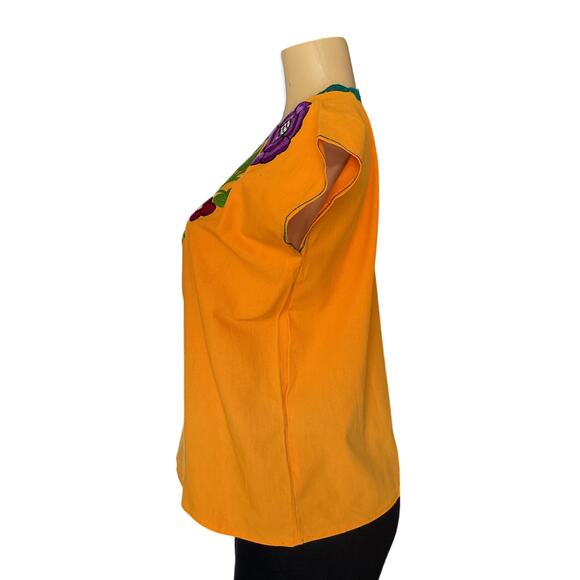 Mexican Blouse Yellow Artisanal Floral Top from Chiapas Embroidered - Picture 3 of 6